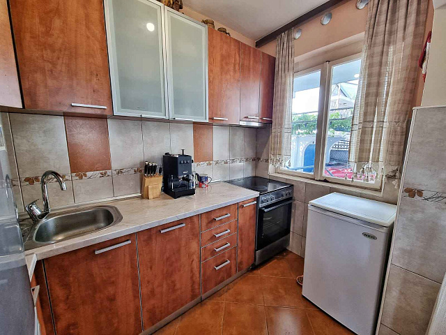 Three-room apartment near the Old Town in Herceg Novi — photo 8